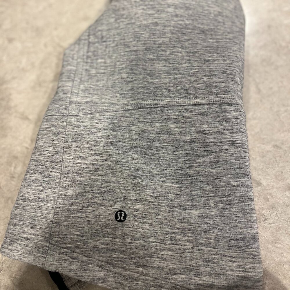Women's Lululemon Jacket-size 6